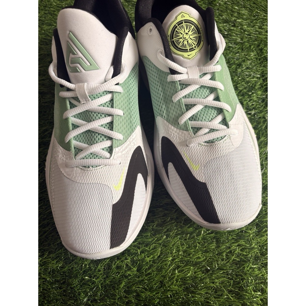 Nike Zoom Freak 4 Giannis DJ6149-100 Size 9.5 White Black Volt Basketball